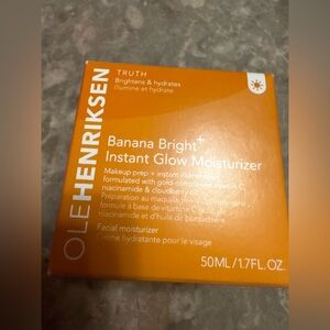 Ole Henriksen Orange Banana Bright+ Instant Glow Moisturizer